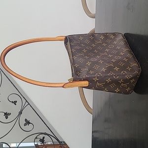 Louis Vuitton Looping MM Bag